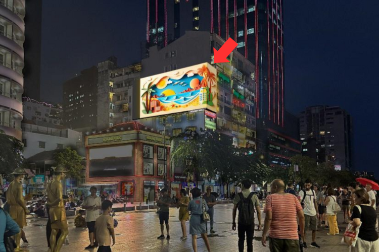 Night View - Horizontal Corner LED Screen Billboard at 44 Nguyen Hue, Sai Gon, Ho Chi Minh City