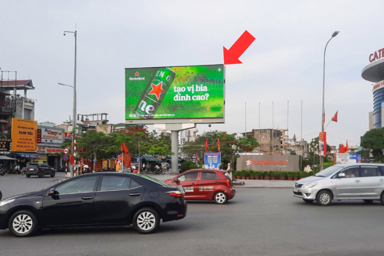 1 Sided Horizontal LED Unipole Billboard at 1 Le Hong Phong, Ngo Quyen, Hai Phong City (Cat Bi Plaza)