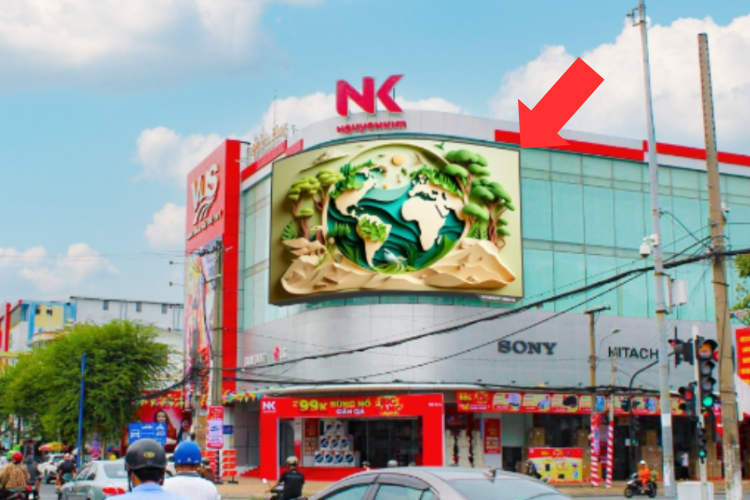 1 Sided Horizontal Curved LED Screen Billboard at 02, 30/4 Street, Ninh Kieu, Can Tho City (Nguyen Kim Electronics Shopping Center)