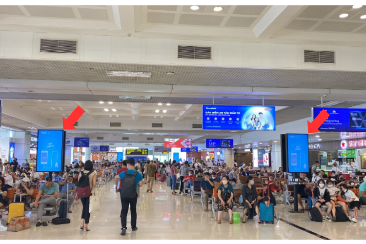 26 Panel Vertical LED Column Cladding Billboard at Noi Bai International Airport, Noi Bai, Ha Noi City (Battery Charging Area)