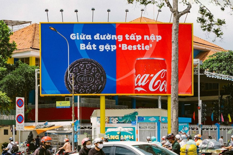 Pepsi Coca OOH
